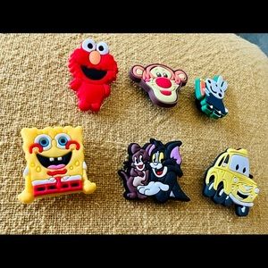 Croc jibbitz 6 piece character bundle